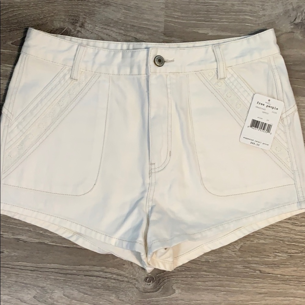 Free People, high-waisted, white shorts